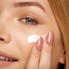 Kiko Milano Smart Urban Shield Face Bace 30ml — view 2