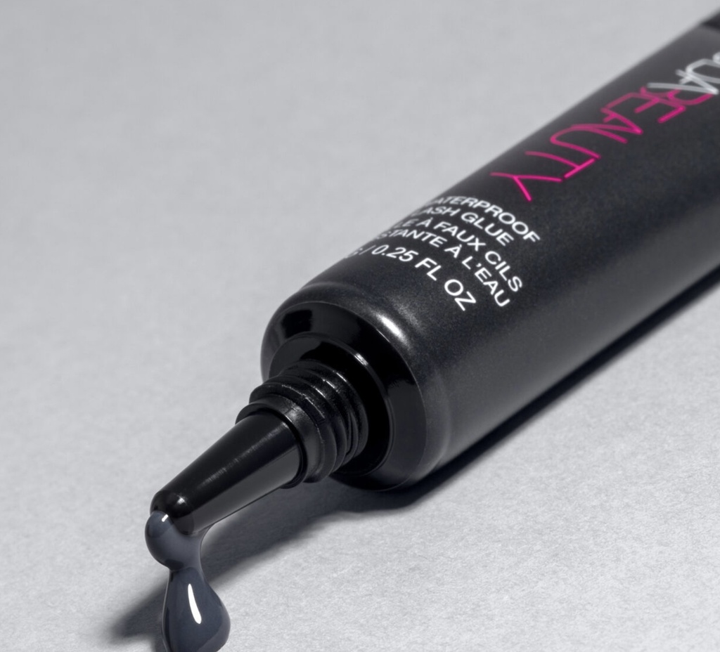 Huda Waterproof Lash Glue Dark Tone — view 4