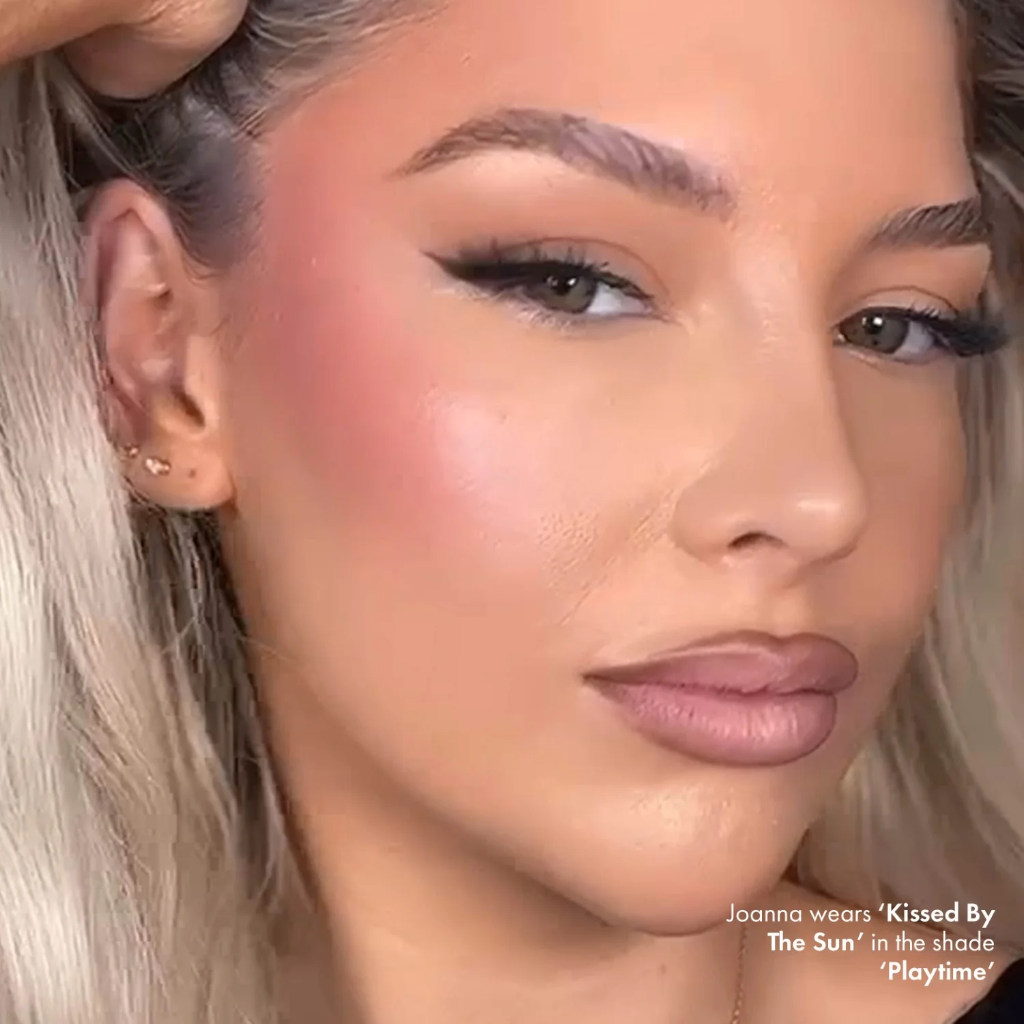 Iconic London Kissed By The Sun Multi-Use Cheek Glow Date Night 5g — view 3