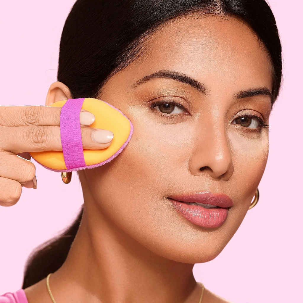 Real Techniques Miracle 2-in-1 Powder Puff Duo — view 2