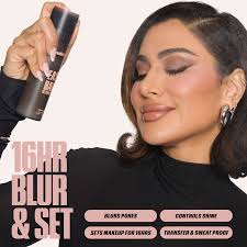 Huda Beauty Easy Bake Setting Spray Mini 30ml  — view 2