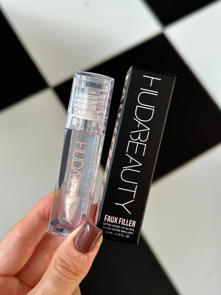 Huda Beauty Faux Filler Extra Shine Lip Gloss Glassy — view 3