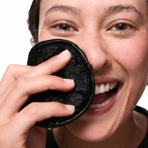 The Inkey List Reusable Double Sided Cleansing Pad — view 2