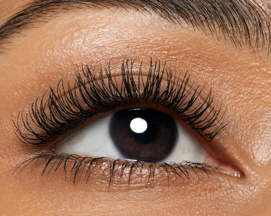 Haus Labs Volumizing And Lengthening Mascara Mini Black Onyx — view 2