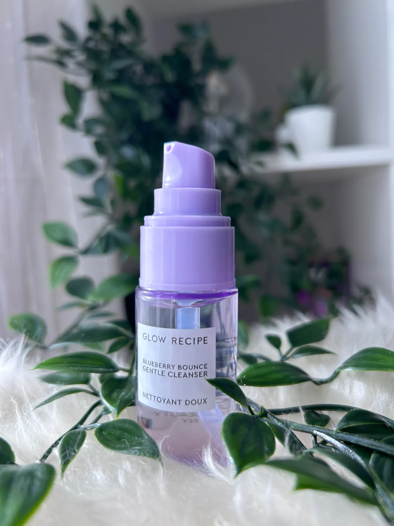 Glow Recipe Blueberry Bounce Gentle Cleanser 30ml — view 3