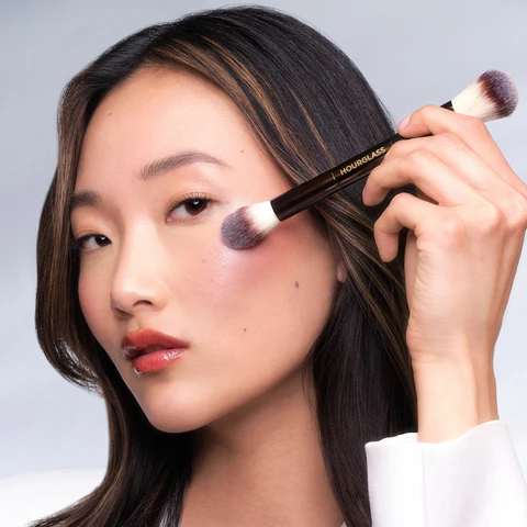 Hourglass No5 Concealer Brush — view 2