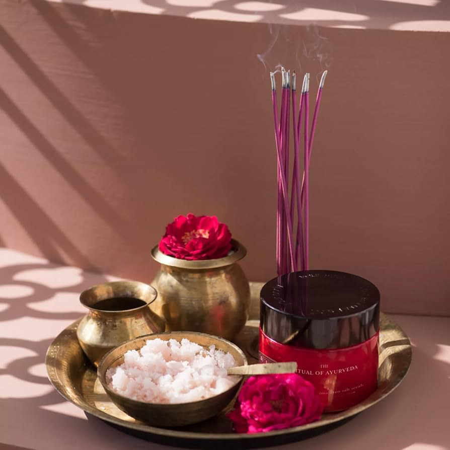 Rituals The Ritual Of Ayurveda Rejuvenating Body Scrub Punjabi Pink Salt & Sweet Almond 300g — view 2