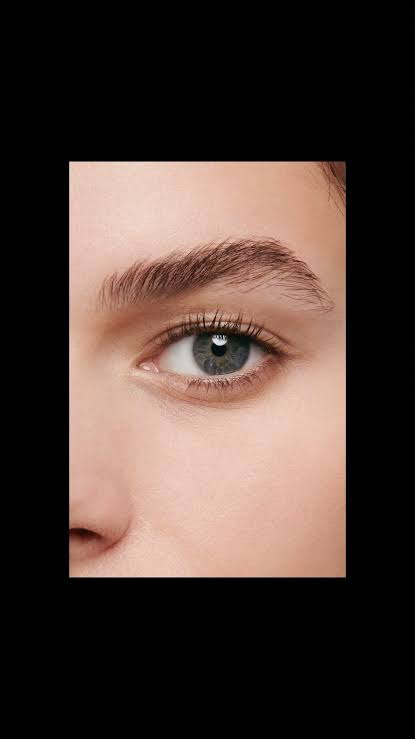 Chanel Serum Concealer Natural Healthy Glow B40 — view 6