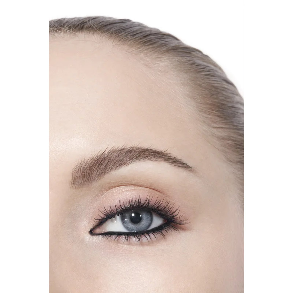Chanel Intense Eye Pencil 61 Noir — view 2