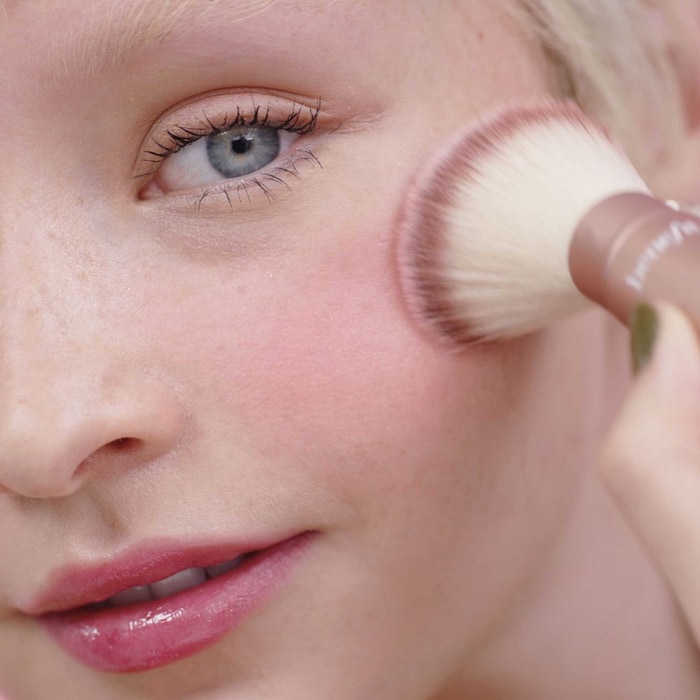 Benefit Multitasking Cheek Brush — view 4
