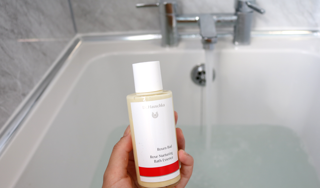 Dr Hauschka Rose Nurturing Bath Essence 100 ml — view 2