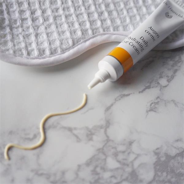 Dr Hauschka Daily Hydrating Cream 12.5 ml — view 2