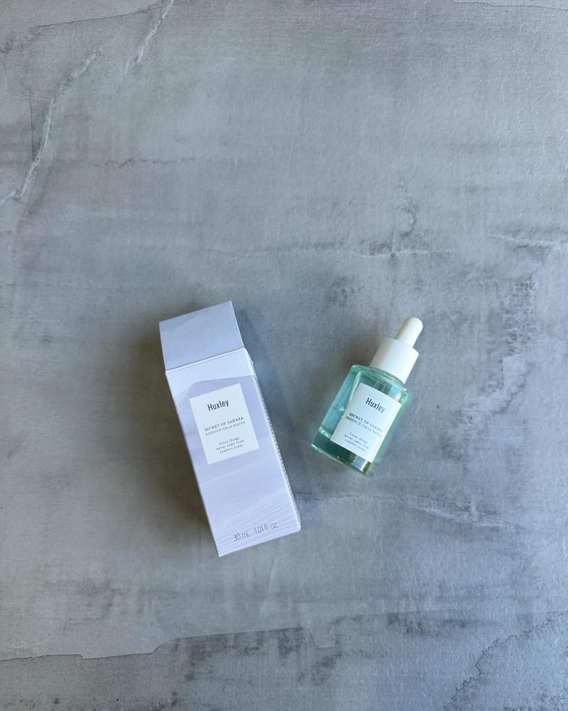Huxley ESSENCE ; GRAB WATER