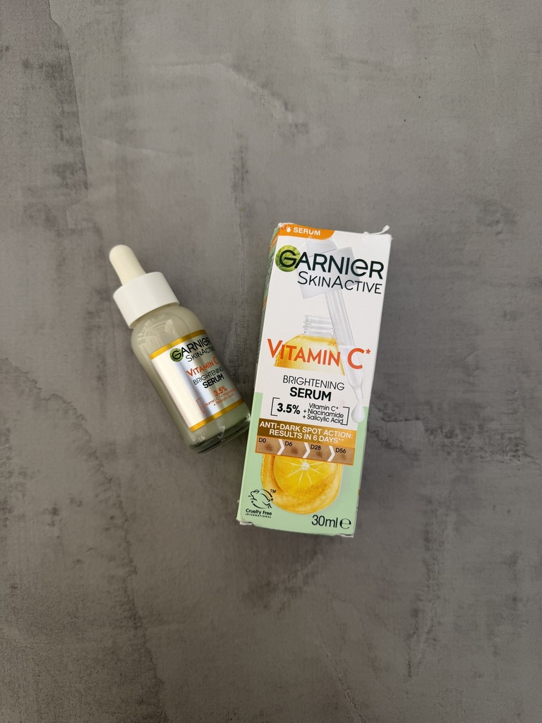 Garnier Vitamin C Brightening Serum Anti Dark Spot Action 30ml