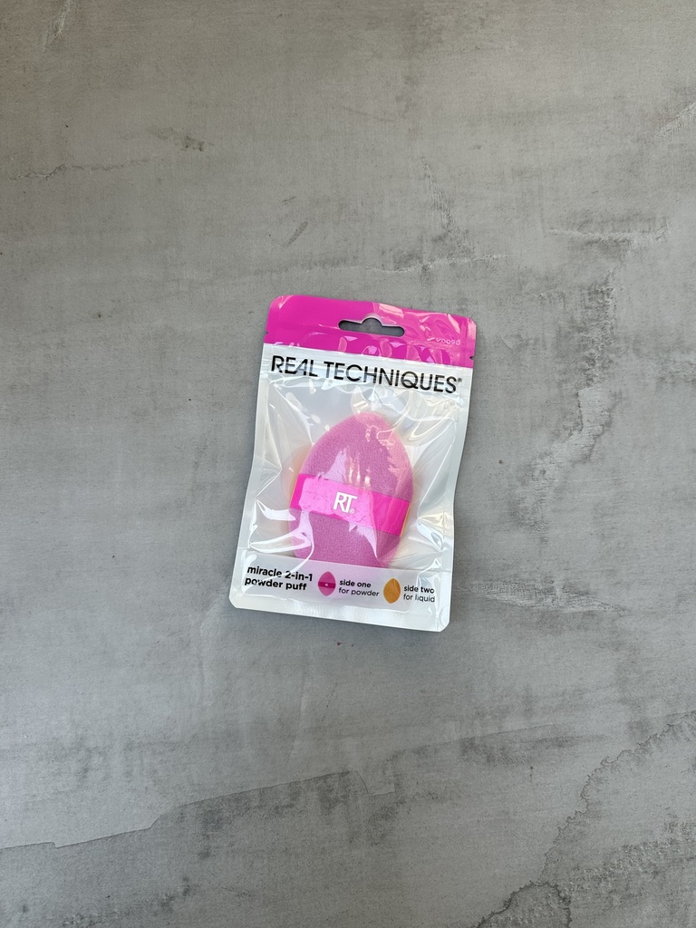Real Techniques Miracle 2-in-1 Powder Puff