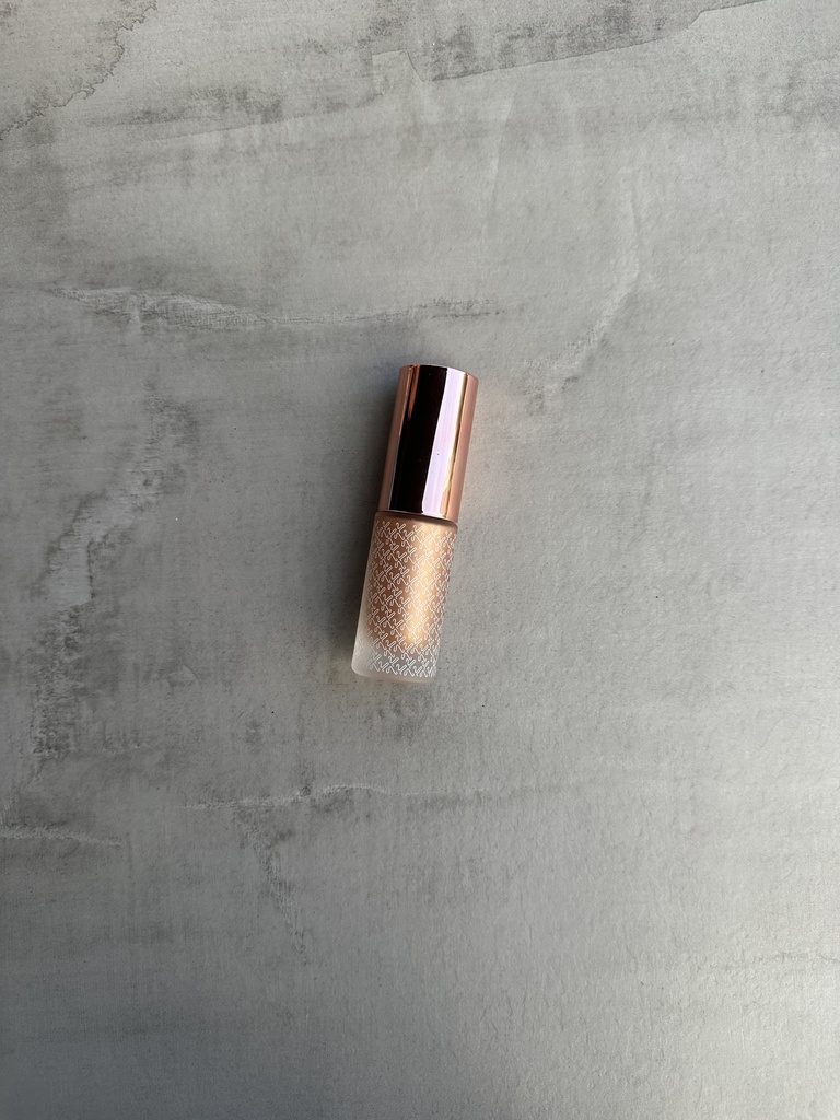 Kay Beauty Illuminating Liquid Luminizer Champagne Pa Kuti