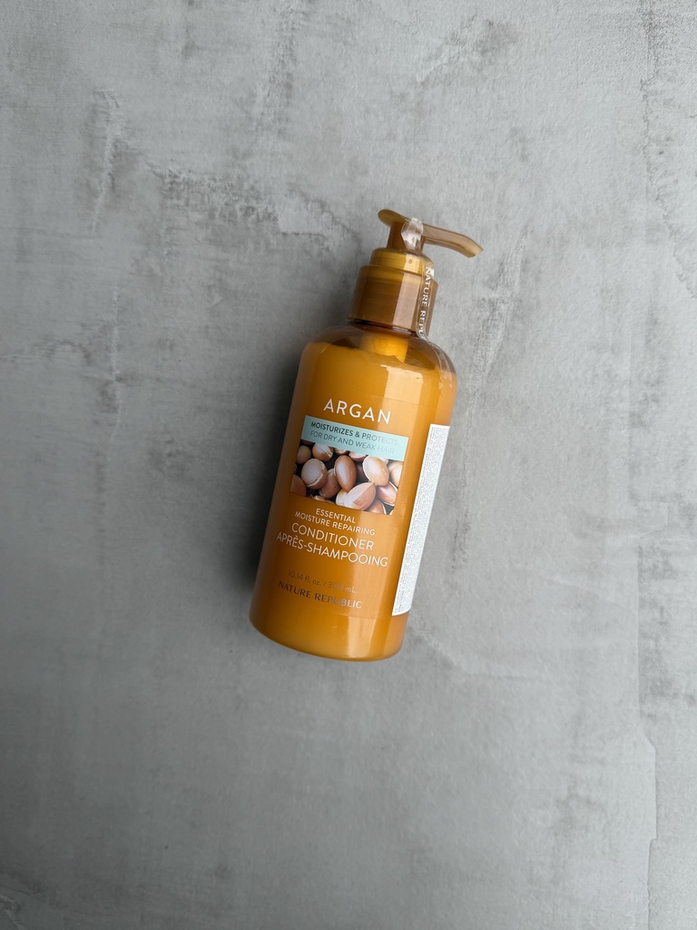 Nature Republic Argan Essential Moisture Repairing Conditioner 300ml