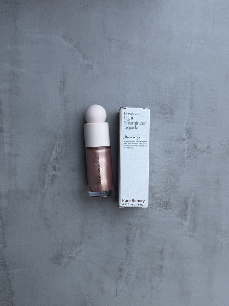 Rare Beauty Positive Light Liquid Luminizer Mesmerize