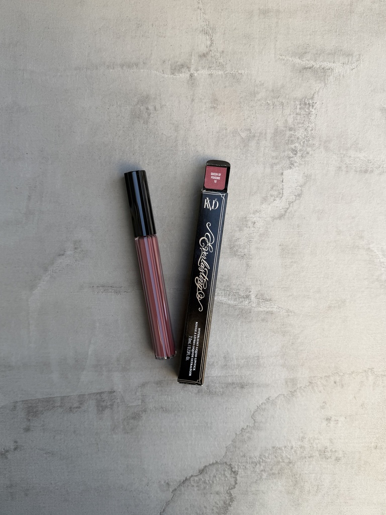 KVD Queen Of Poisons 10 Hyperlight Liquid Lipstick 