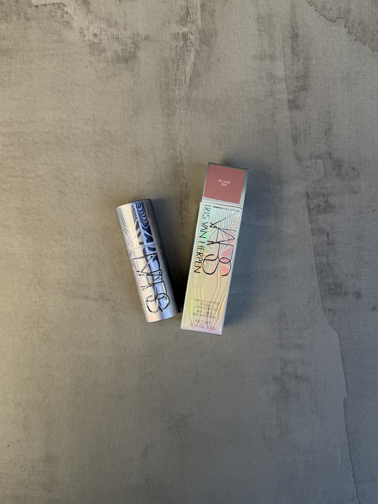 Nars Explicit Lipstick Blame 829