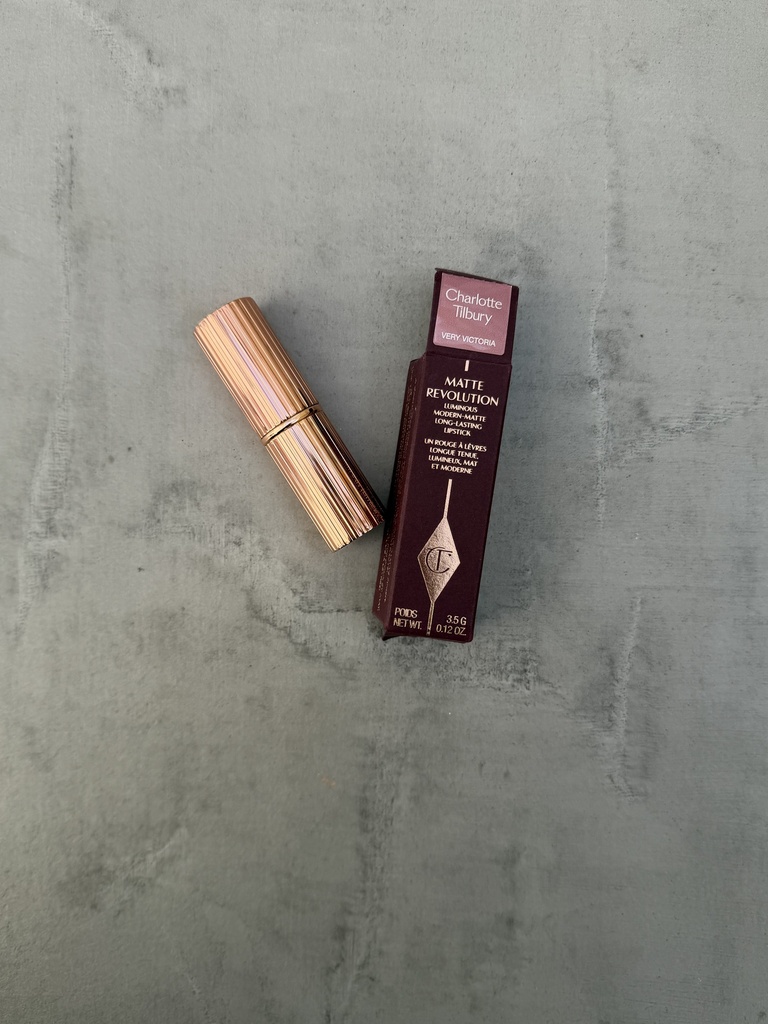Charlotte Tilbury Matte Revolution Lipstick Very Victoria 