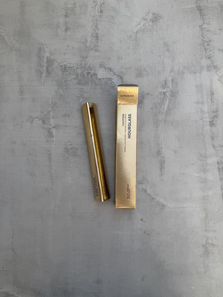 Hourglass Caution Extreme Lash Mascara Ultra Black
