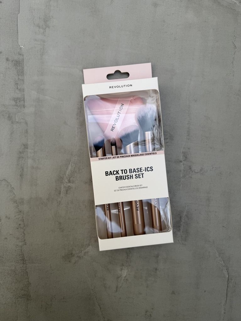 Revolution Back To Base - Ics Brush Set 