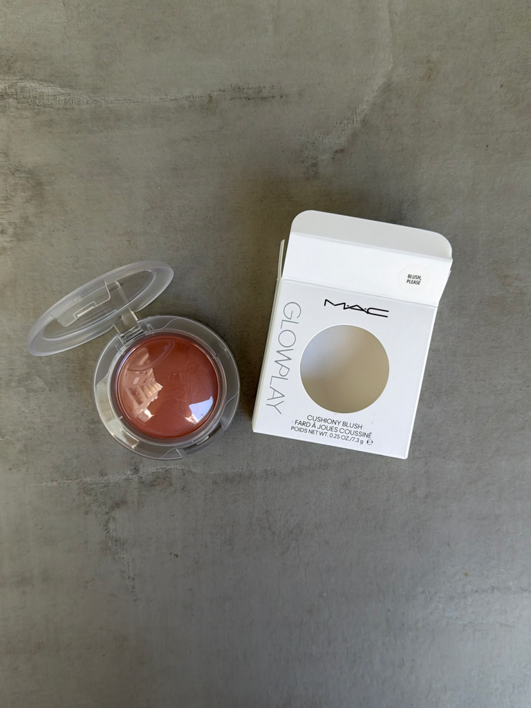 MAC Glowplay Blush Please
