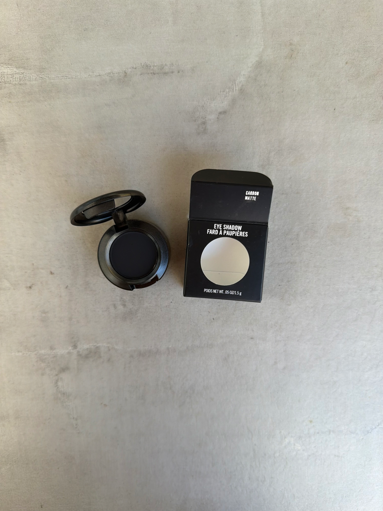 MAC Eye Shadow Carbon Matte 