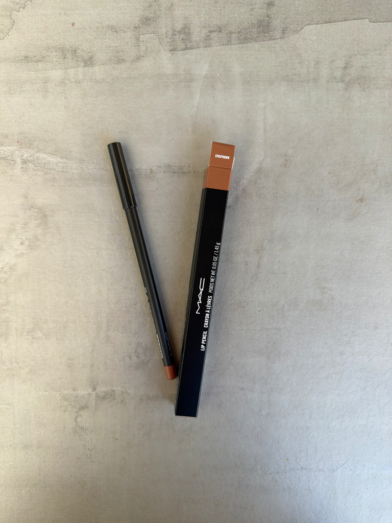 MAC Lip Pencil Stripdown
