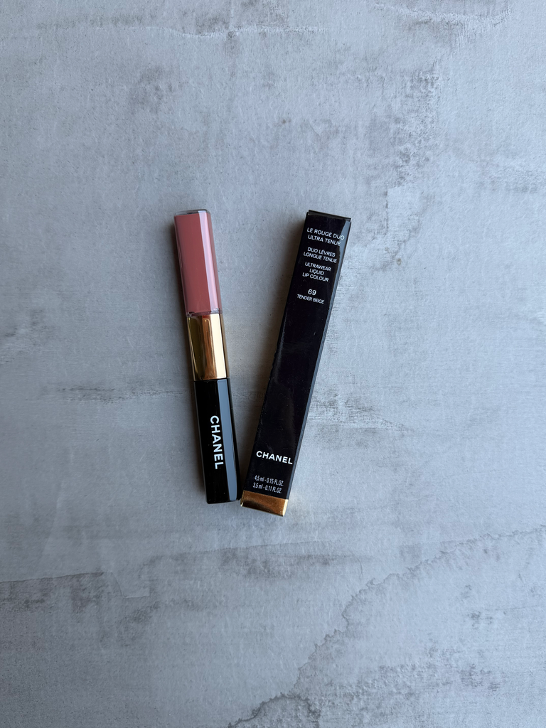 Chanel Rouge Duo Ultra Tenue Gloss 69 Tender Beige