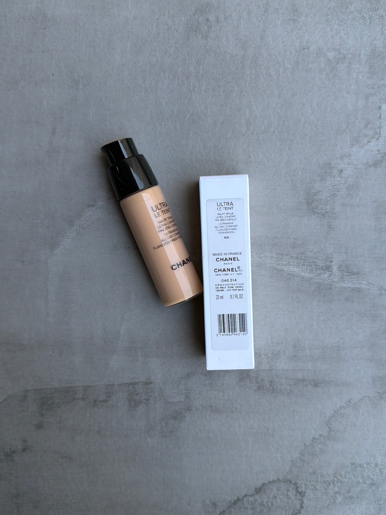 Chanel Ultra Le Teint Flawless Finish Foundation B20 20ml Tester 